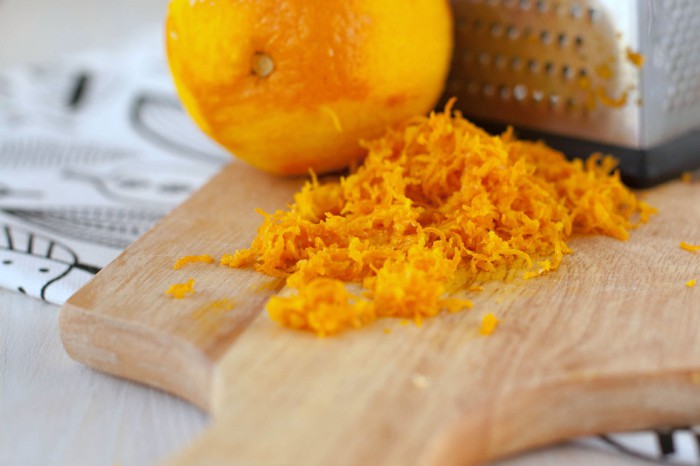 апельсиновые корки от моли
